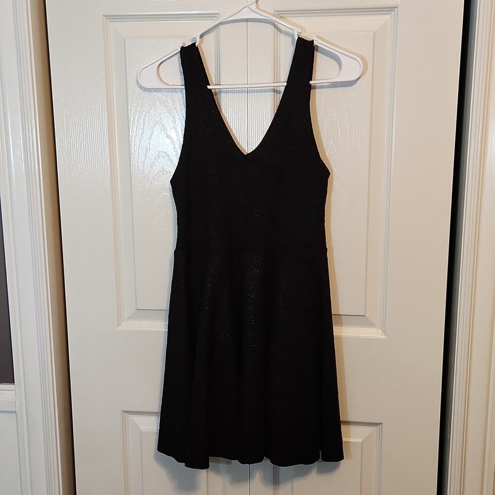 Silence + Noise Black Textured V-Neck Mini‎ Dress SZ SM Balletcore Dark Romantic